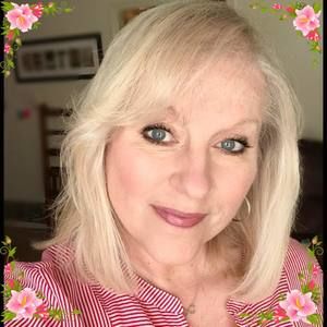 Meet your Posher, Lois